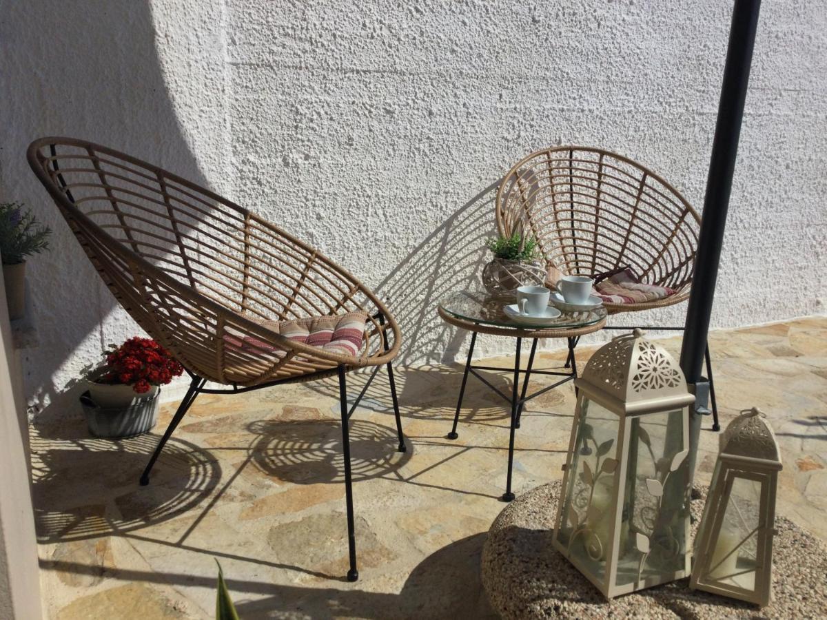Vladimiros Apartments Barbati Bagian luar foto