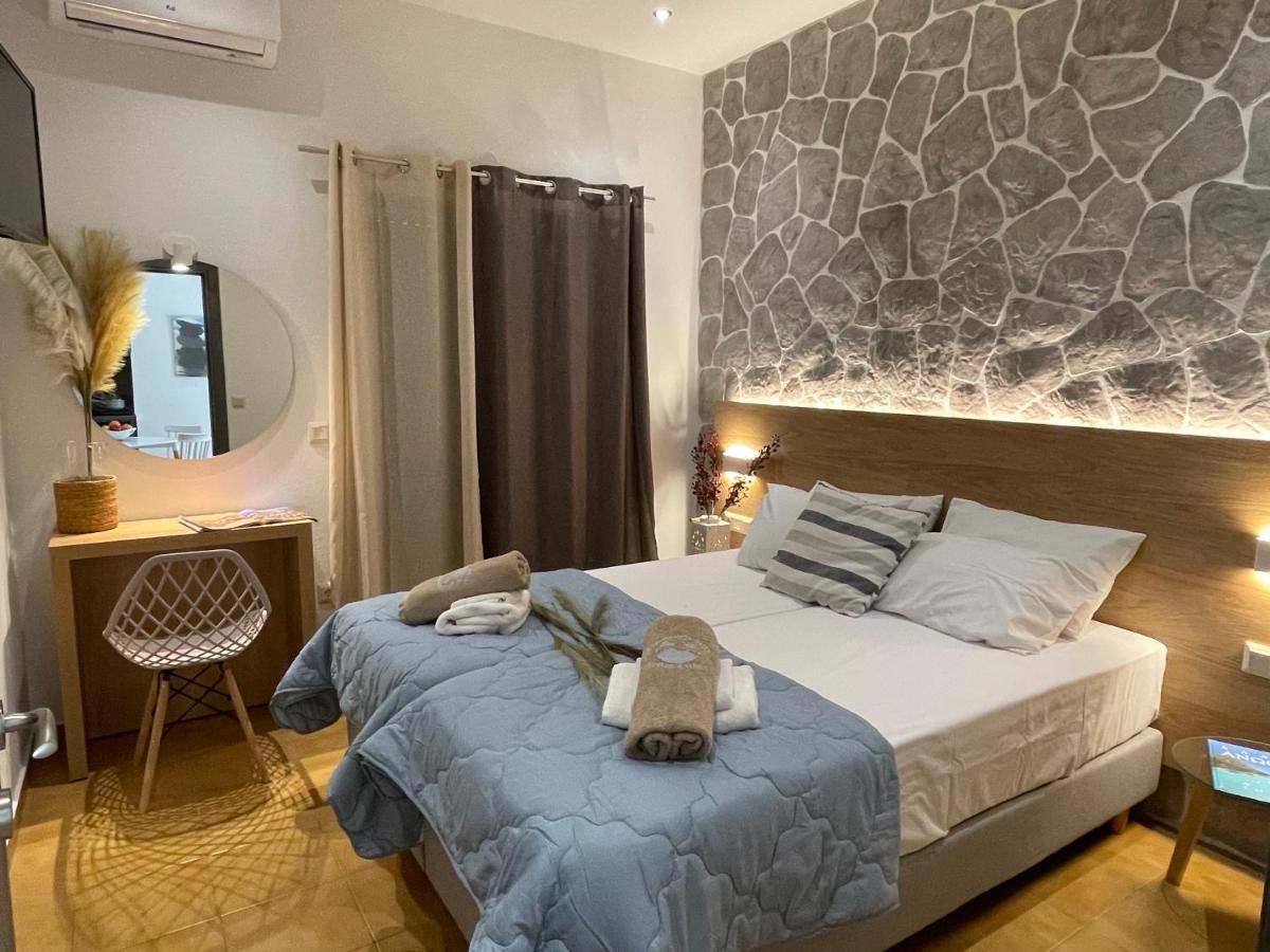 Vladimiros Apartments Barbati Bagian luar foto
